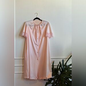 Vanity Fair Soft Pink Lace nightgown